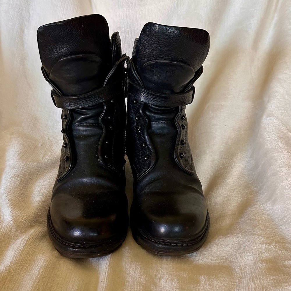 A.S,98  women’s black combat boot.  Size 36